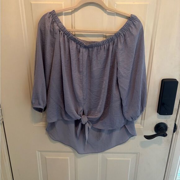 Jondi Chambray Blue 3/4 Sleeve Tie Front Blouse - Picture 4 of 4